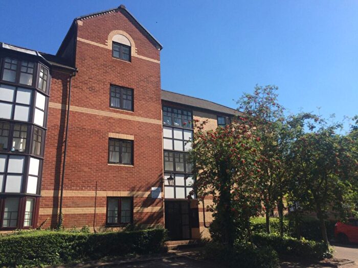 2 Bedroom Apartment To Rent In Maltings Place, Reading, Berkshire, RG1