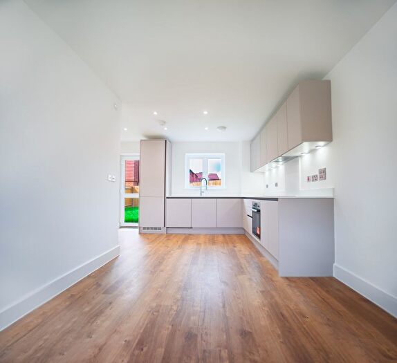 3 Bedroom Detached House For Sale In Falconers Drive, Battle, TN33