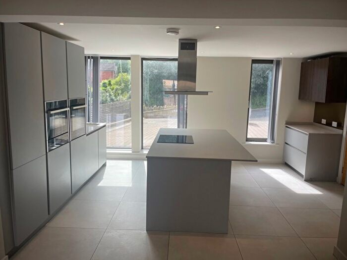 3 Bedroom Terraced House To Rent In Hopton Lane, Mirfield, WF14
