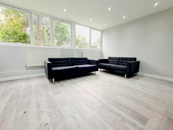 3 Bedroom Flat To Rent In Atholl House, Maida Vale, W9