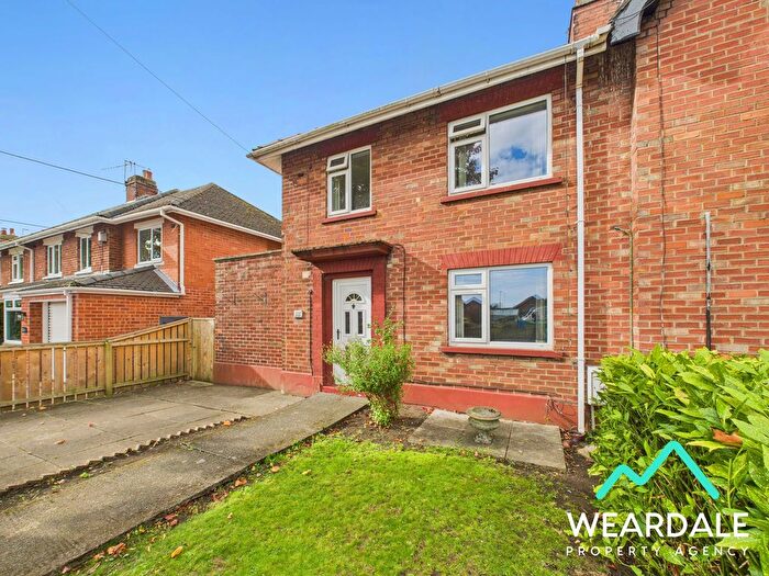 3 Bedroom Semi-Detached House For Sale In Lydgate Lane, Wolsingham, DL13