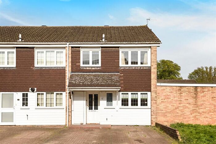 3 Bedroom End Of Terrace House To Rent In Parkhill Road, Boxmoor, Hemel Hempstead, HP1