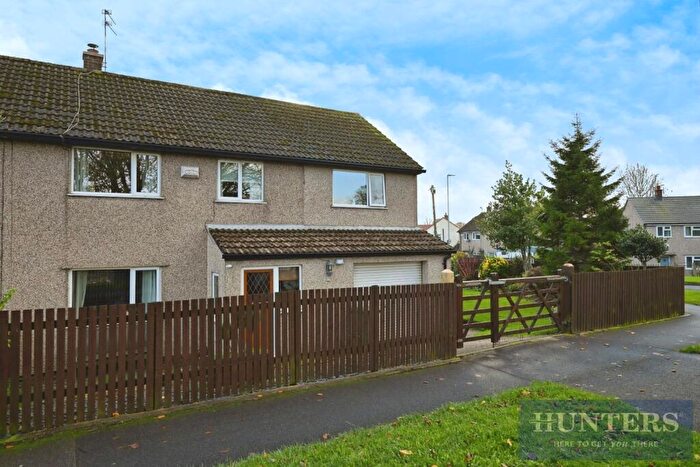 4 Bedroom Semi-Detached House For Sale In Spenser Road, Guiseley, Leeds, LS20