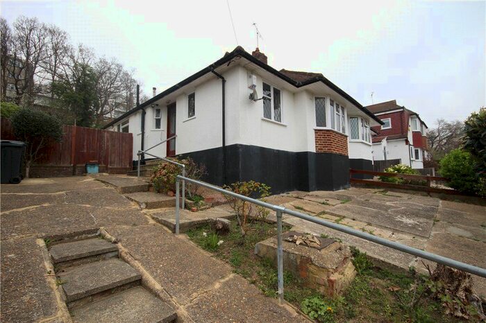 2 Bedroom Bungalow To Rent In Glenhurst Rise, London, SE19