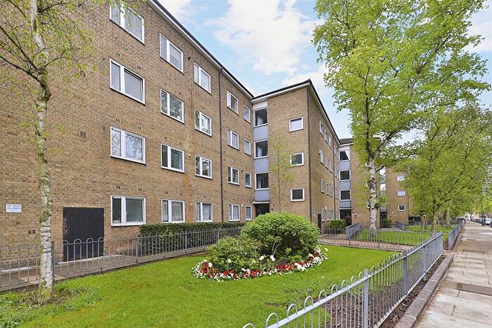 2 Bedroom Apartment To Rent In Boundary Road, St Johns Wood, NW8