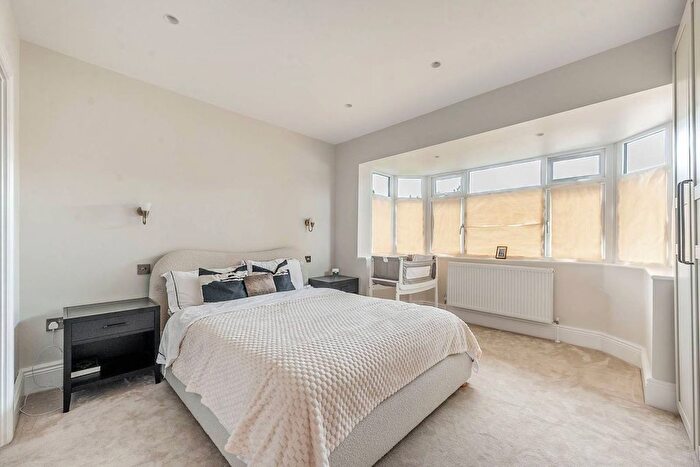 4 Bedroom Detached House To Rent In Amery Road, Harrow, HA1