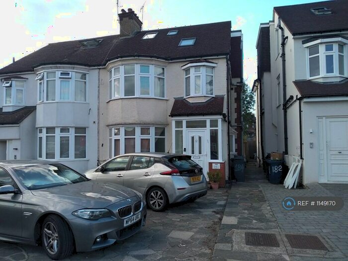 3 Bedroom Maisonette To Rent In Hale Lane, London, HA8