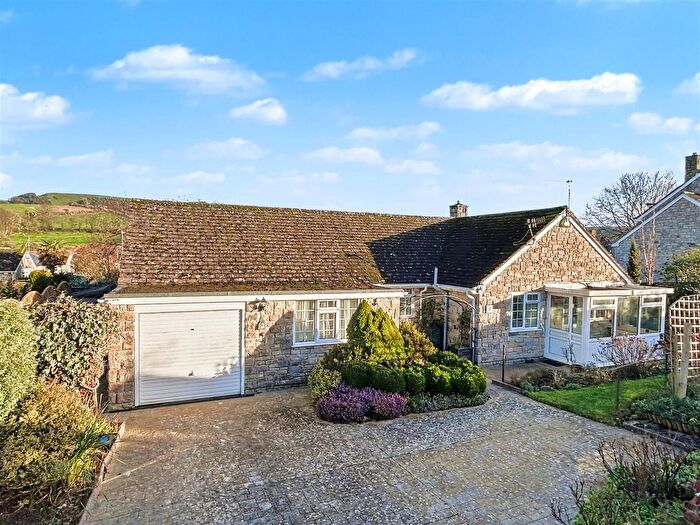 3 Bedroom Detached Bungalow For Sale In Winniford Close, Chideock, Bridport, DT6