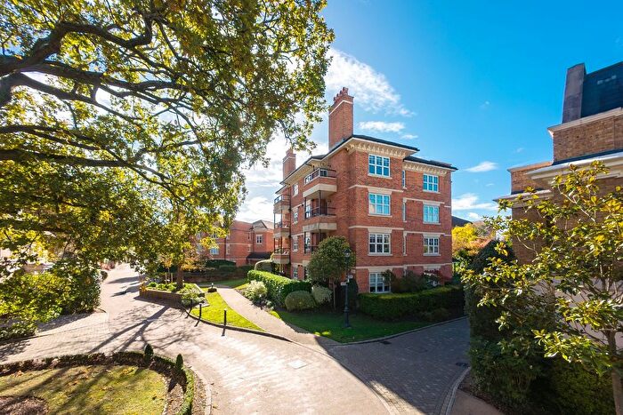 2 Bedroom Flat To Rent In Chalmers Way, Twickenham, TW1