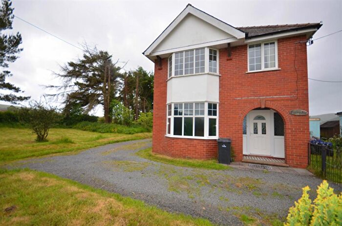 3 Bedroom House For Sale In St. Harmon, Rhayader, LD6