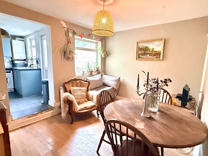 2 Bedroom Terraced House For Sale In Charter Street, Chatham, ME4