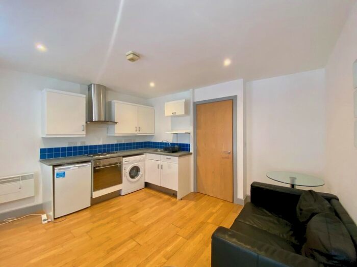 1 Bedroom Flat To Rent In Lendal, York, YO1