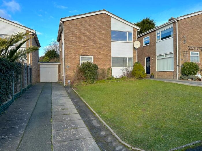 3 Bedroom Property For Sale In Rhoshendre, Waunfawr, Aberystwyth, SY23
