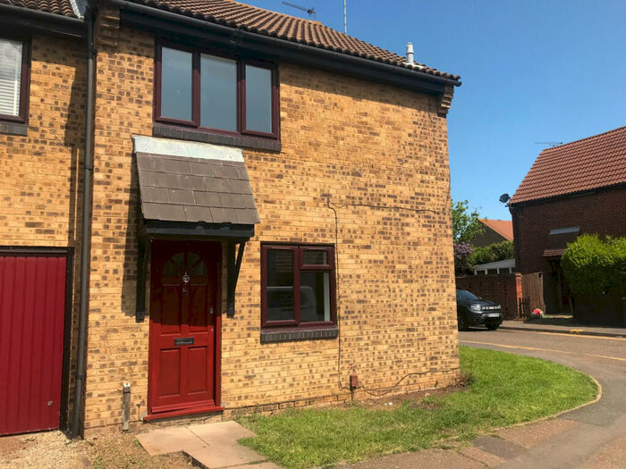 1 Bedroom End Of Terrace House To Rent In Shoeburyness, Essex, SS3