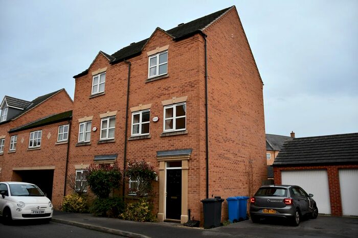 3 Bedroom Semi-Detached House To Rent In Coral Close, Derby, DE24