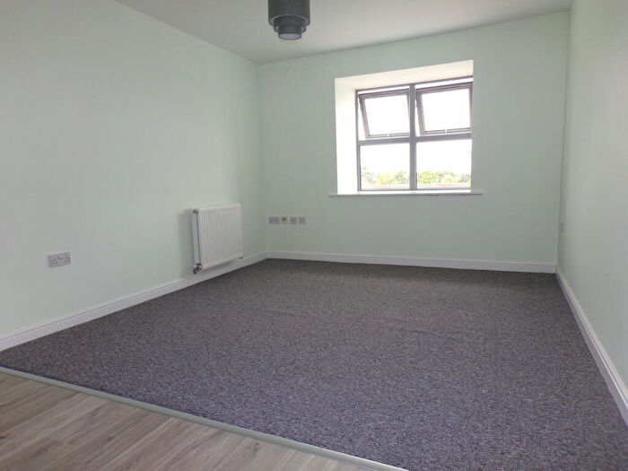 2 Bedroom Apartment To Rent In Keepers Gate, Chelmsley Wood, B37