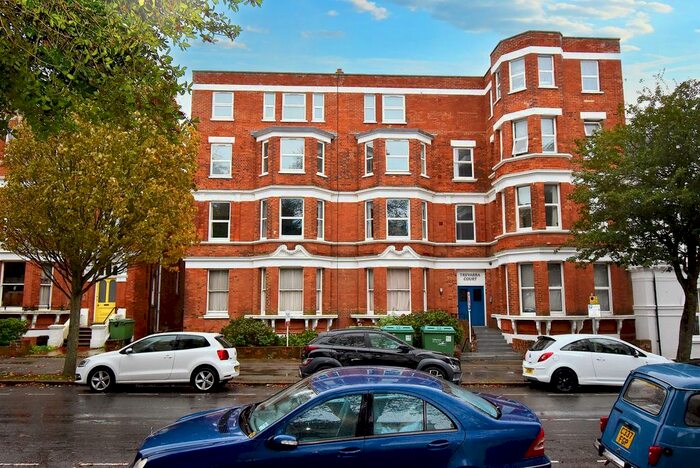 2 Bedroom Property To Rent In Bouverie Road West, Folkestone, CT20