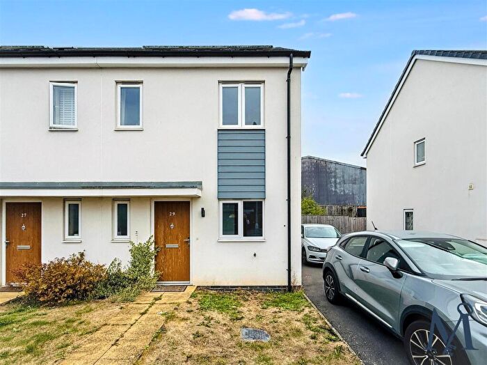 2 Bedroom Semi-Detached House For Sale In Buckthorn Road, Coalville, LE67