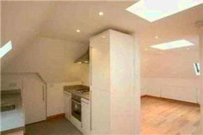 1 Bedroom Flat To Rent In Ossulton Way, East Finchley, London, N2