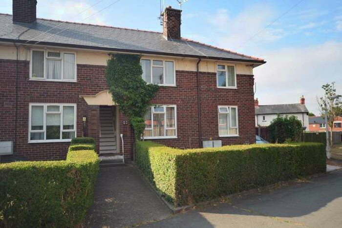 2 Bedroom Flat To Rent In Russell Grove Wrexham, LL12