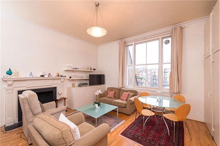 1 Bedroom Flat To Rent In Queen's Gate, London, SW7