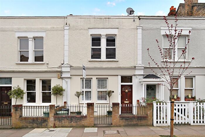 1 Bedroom Flat For Sale In Brookwood Road, Southfields, London, SW18