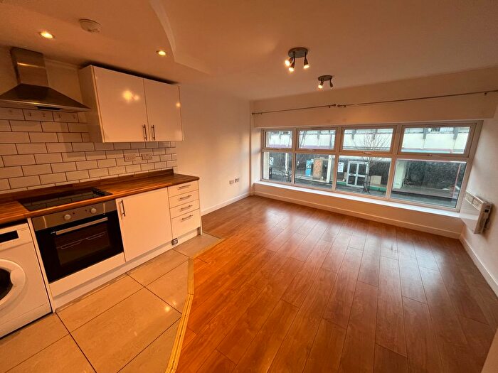 1 Bedroom Flat To Rent In Worcester Street, Kidderminster, DY10