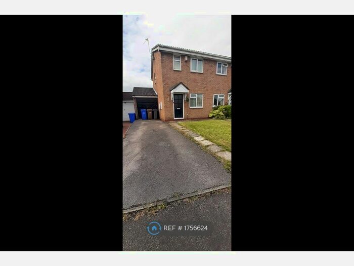 2 Bedroom Semi-Detached House To Rent In Rushcliffe Drive, Stoke-On-Trent, ST3