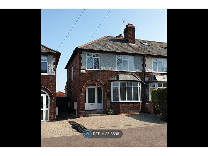 4 Bedroom Semi-Detached House To Rent In Abbey Road, Nottingham, NG2