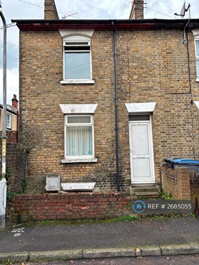 2 Bedroom Semi-Detached House To Rent In Bartholomew Street, Dover, CT16