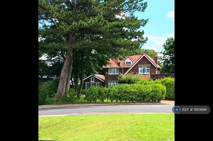 3 Bedroom Detached House To Rent In Marine Road East, Morecambe, LA4