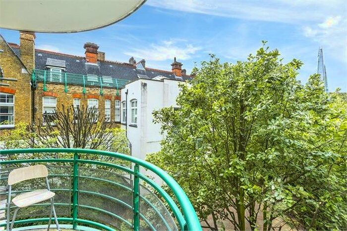 2 Bedroom Flat To Rent In Millennium Square, Shad Thames, London, SE1