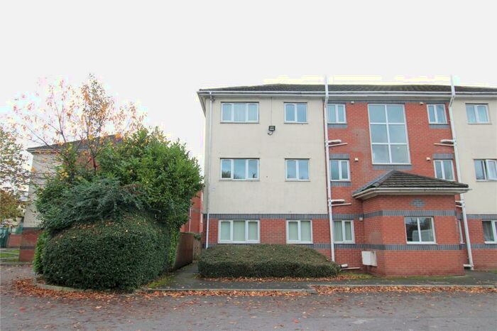 2 Bedroom Apartment To Rent In Byron House, Hollinwood, Oldham, OL8
