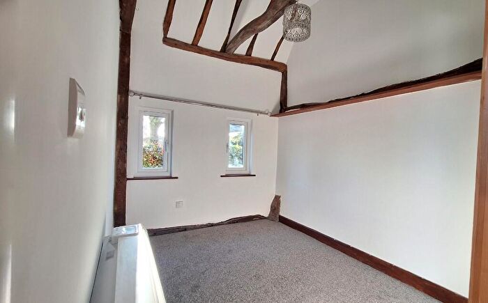 1 Bedroom Detached House To Rent In Park Road, IP14