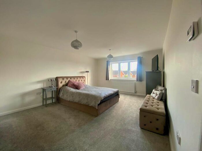 4 Bedroom Detached House For Sale In Stevens Lane, Breaston, DE72