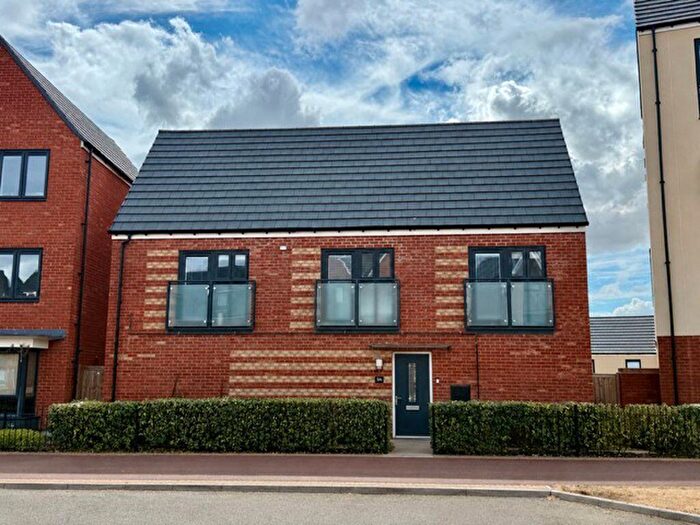 2 Bedroom Detached House For Sale In Apollo Avenue, Milton Keynes, MK11