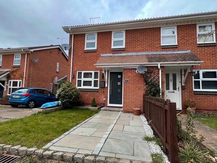 3 Bedroom Semi-Detached House To Rent In Broom Field, Lightwater, GU18