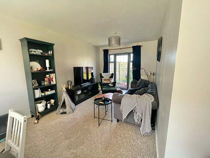 3 Bedroom Terraced House For Sale In Fosseway Avenue, Moreton-In-Marsh, GL56