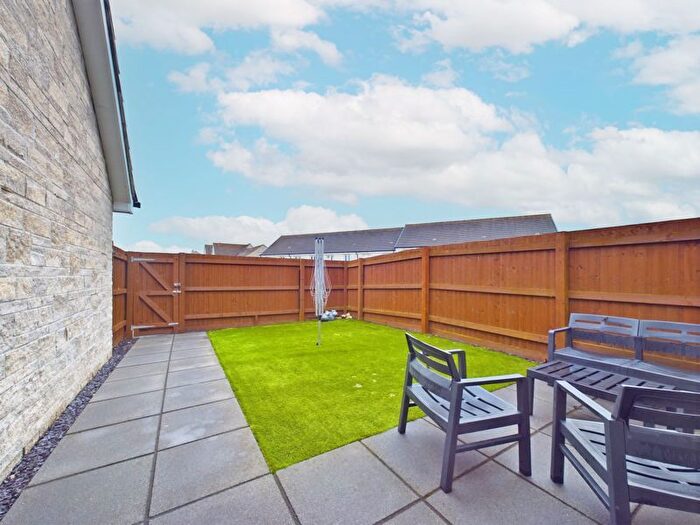 3 Bedroom End Of Terrace House For Sale In Pearmain Road, Somerton, TA11