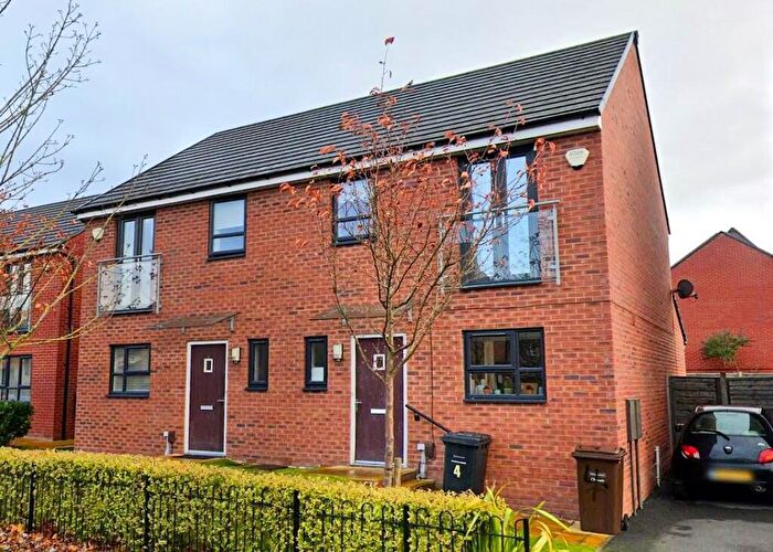 3 Bedroom Semi Detached House To Rent In Canavan Way, Manchester, Greater Manchester, M7