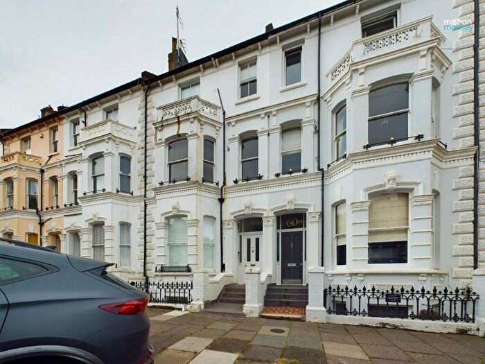 2 Bedroom Flat To Rent In Tisbury Road, Hove, East Sussex, BN3