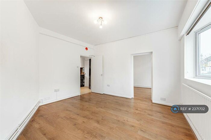 1 Bedroom Flat To Rent In Brownlow Road, London, NW10