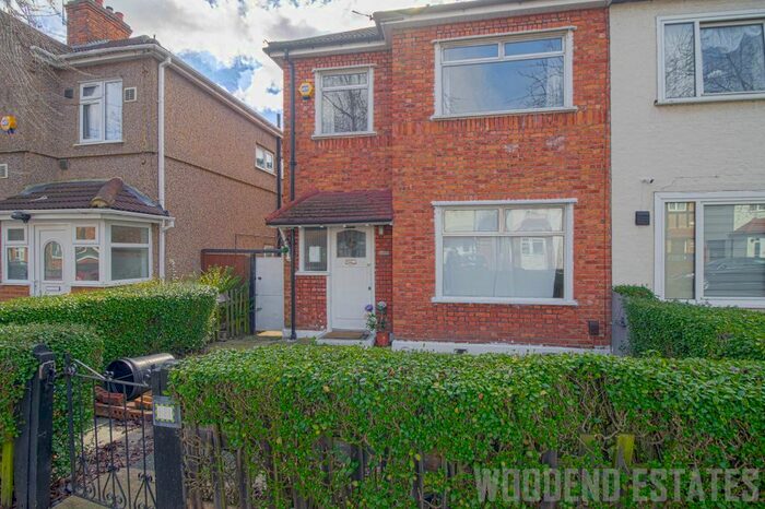 3 Bedroom Semi-Detached House To Rent In Spring Grove Crescent, Hounslow, TW3