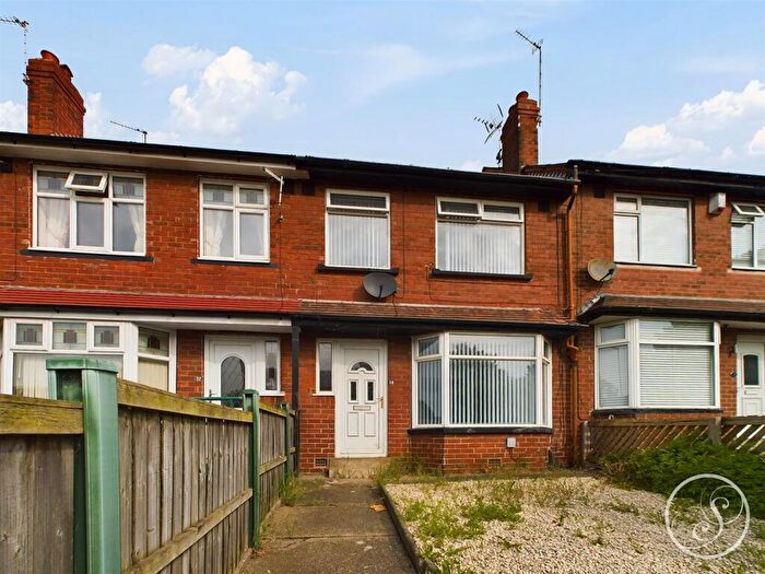3 Bedroom Terraced House To Rent In Chapel Street, Leeds, LS15