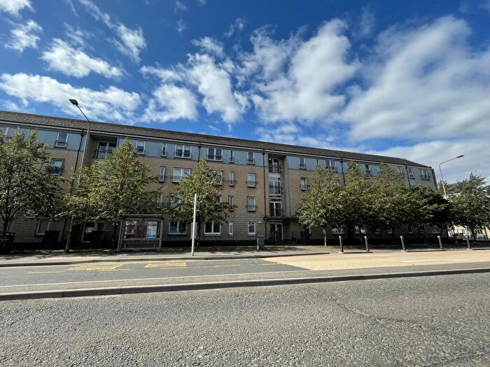 2 Bedroom Apartment To Rent In London Road, Glasgow, G31