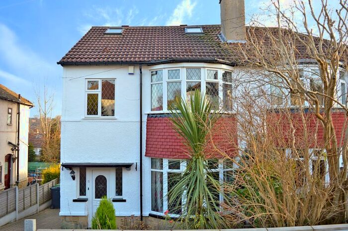 4 Bedroom Semi-Detached House To Rent In Allerton Grange Crescent, Moortown, LS17