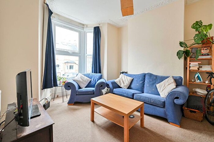 4 Bedroom Terraced House To Rent In Derwent Grove, East Dulwich, London, SE22