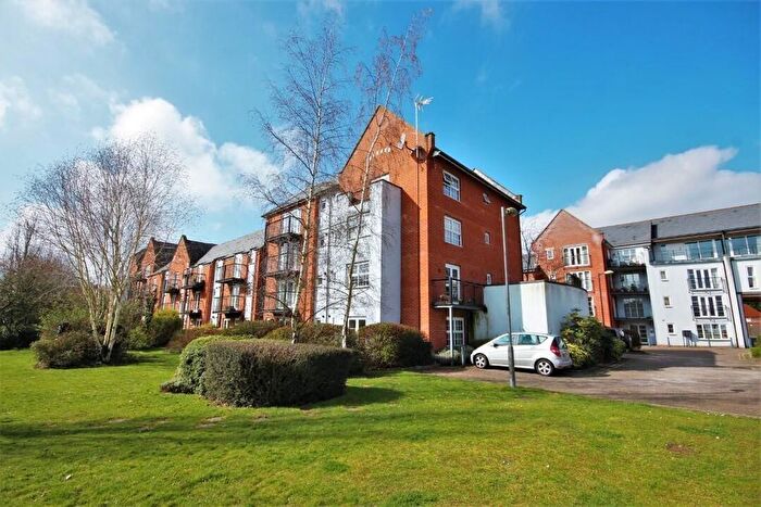 2 Bedroom Flat For Sale In Smiths Wharf, Wantage, Oxfordshire, OX12