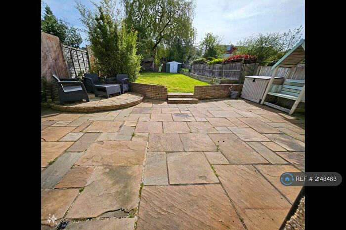 5 Bedroom Semi-Detached House To Rent In Sidcup Road, London, SE9