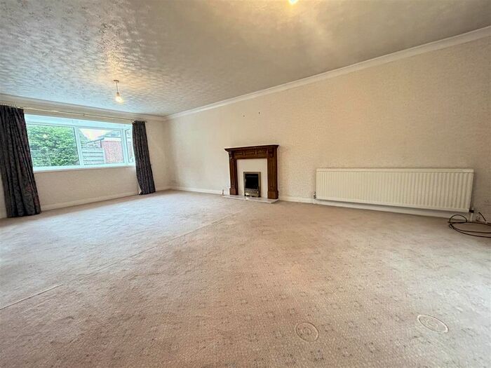 4 Bedroom Detached House To Rent In School Lane, Fulford, York, YO10